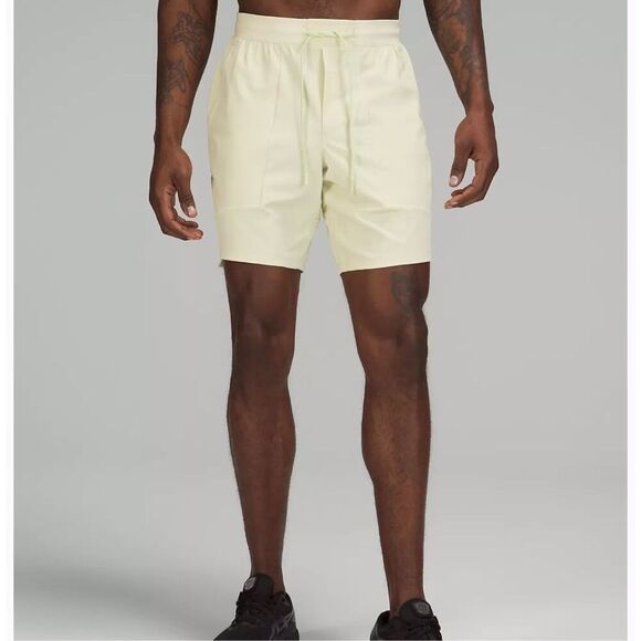 Lululemon license to train 7” short large - Picture 1 of 6